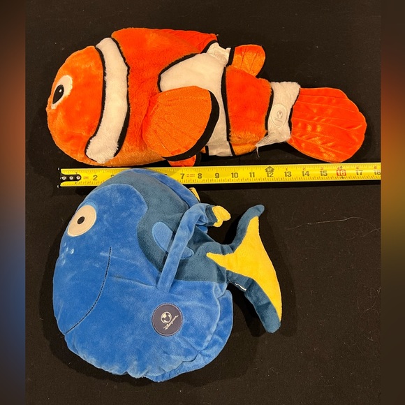 Nemo Dory plush stuffed animal fish bundle Disney Store - Picture 2 of 3